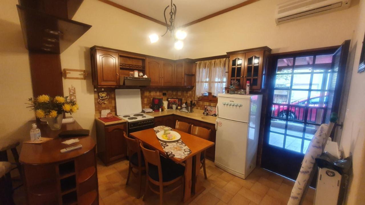 Adorable 2 Floors Two Bedroom Vacation Maisonette Néa Potídea Kültér fotó